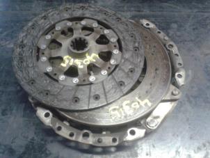 Used Clutch kit (complete) BMW 5 serie Touring (E39) 523i 24V Price on request offered by N Kossen Autorecycling BV