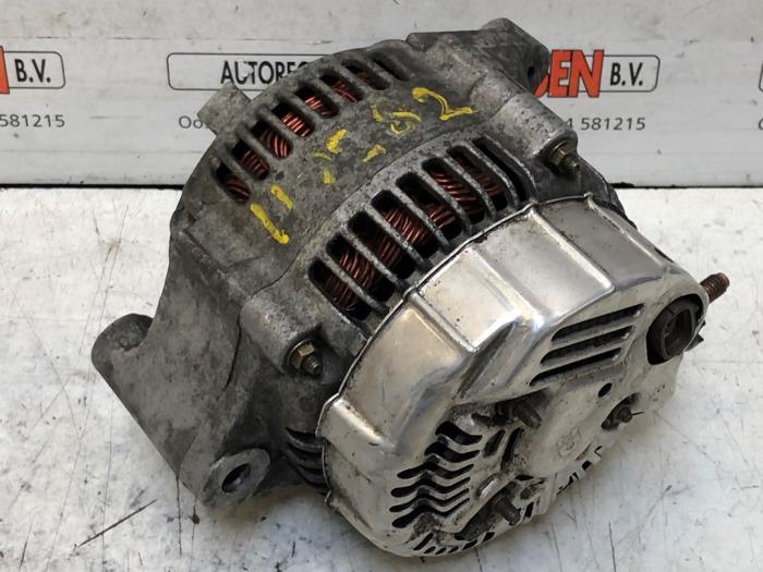 Gebrauchte Dynamo Landrover Discovery II 2.5 Td5 Preis auf Anfrage angeboten von N Kossen Autorecycling BV