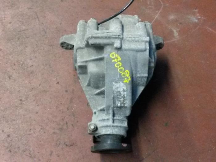 Gebrauchte Differential hinten Mercedes ML I (163) 400 4.0 CDI V8 32V Preis auf Anfrage angeboten von N Kossen Autorecycling BV