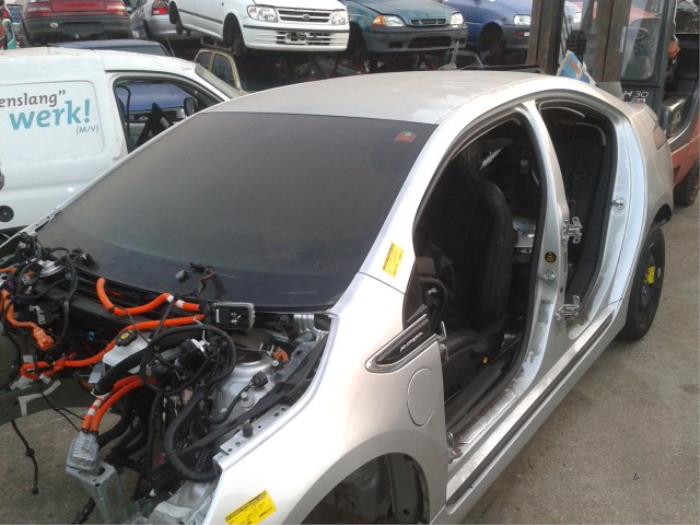 Używane Dach Opel Ampera-e 1.4 16V Cena na żądanie oferowane przez N Kossen Autorecycling BV