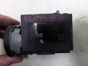 Used Ignition switch Volkswagen Passat Price on request offered by N Kossen Autorecycling BV