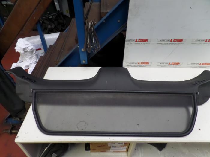 Używane Owiewka MG MGF 1.8i 16V Cena na żądanie oferowane przez N Kossen Autorecycling BV