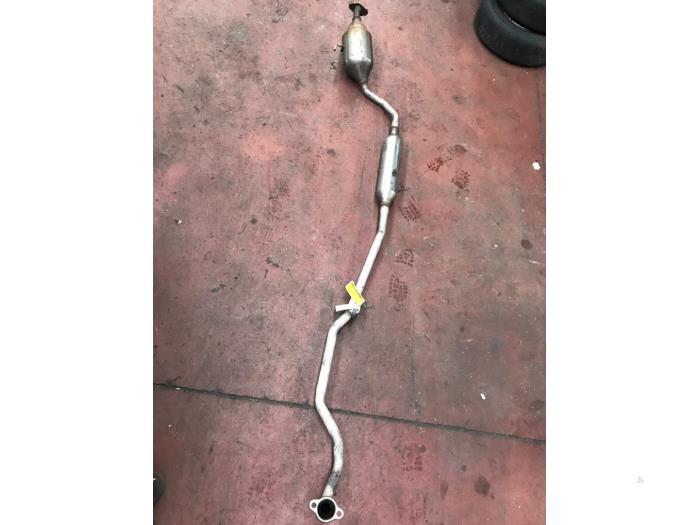 Gebrauchte Auspuff Mitteldämpfer Daihatsu Cuore (L251/271/276) 1.0 12V DVVT Preis auf Anfrage angeboten von N Kossen Autorecycling BV
