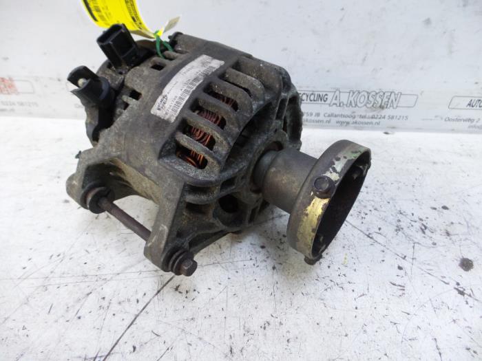 Begagnade Dynamo Ford Focus 1 Wagon 1.8 TDdi Pris på förfrågan erbjuds av N Kossen Autorecycling BV