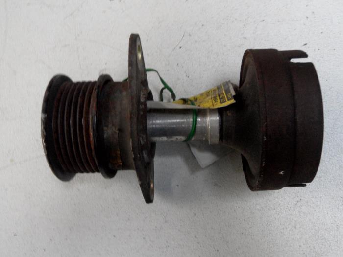 Usagé Poulie dynamo Ford Focus 1 Wagon 1.8 TDdi Prix sur demande proposé par N Kossen Autorecycling BV