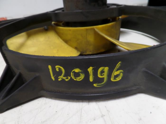 Używane Wentylator MG MGF 1.8i 16V Cena na żądanie oferowane przez N Kossen Autorecycling BV