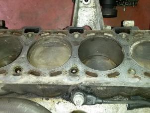 Used Connecting rod Jaguar XJ8 (X308) 3.2 V8 32V Executive,Sport Price on request offered by N Kossen Autorecycling BV