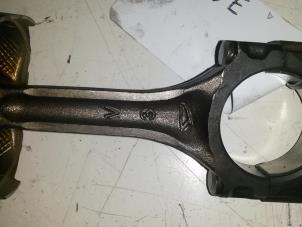 Used Connecting rod Daihatsu Cuore (L251/271/276) 1.0 12V Price on request offered by N Kossen Autorecycling BV
