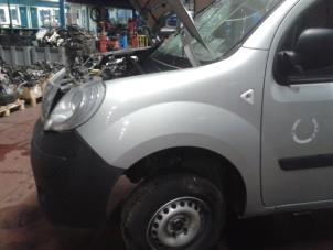 Used Front wing, left Renault Kangoo Express (FW) 1.5 dCi 85 Price on request offered by N Kossen Autorecycling BV