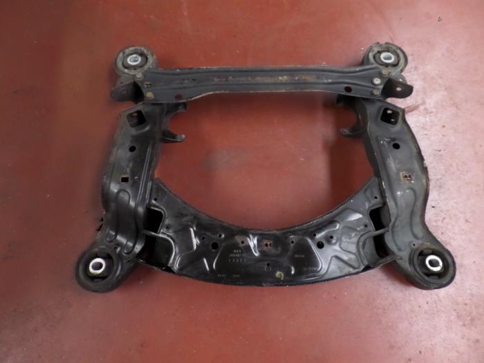 Used Subframe Audi A6 Quattro (C6) 3.0 TDI V6 24V Price on request offered by N Kossen Autorecycling BV