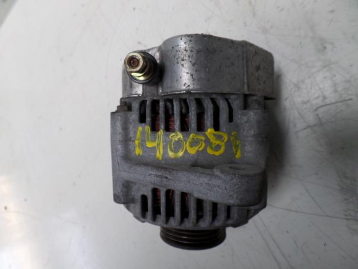 Begagnade Dynamo Daihatsu YRV (M2) 1.3 16V DVVT Pris på förfrågan erbjuds av N Kossen Autorecycling BV