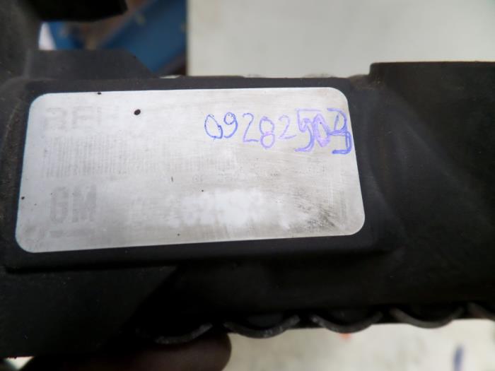 Gebrauchte Kühler Opel Zafira (F75) 1.8 16V Preis auf Anfrage angeboten von N Kossen Autorecycling BV