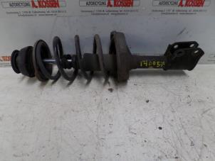 Used Front shock absorber rod, right Renault Kangoo (KC) 1.4 Price on request offered by N Kossen Autorecycling BV
