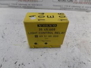 Used Computer lighting module Volvo V50 (MW) 2.0 D3 20V Price on request offered by N Kossen Autorecycling BV