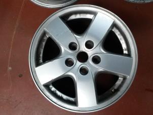 Used Wheel Chrysler Voyager/Grand Voyager (RG) 2.8 CRD 16V Autom. Price on request offered by N Kossen Autorecycling BV
