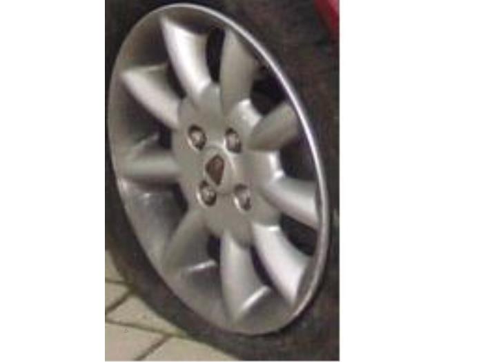 Używane Obrecz Rover 45 1.6 16V Cena na żądanie oferowane przez N Kossen Autorecycling BV