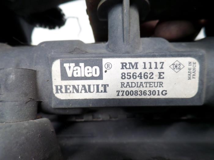 Kühler van een Renault Kangoo (KC) 1.4 1998