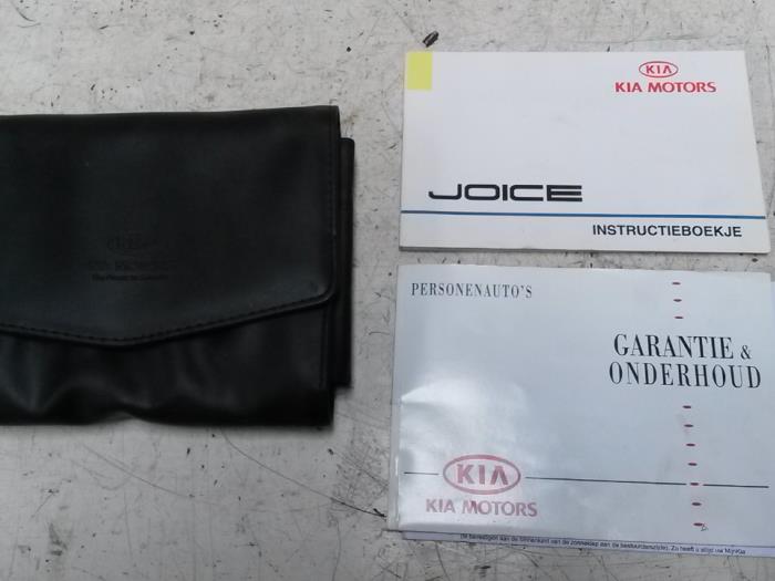 Używane Instrukcja Kia Joice 2.0 16V Cena na żądanie oferowane przez N Kossen Autorecycling BV