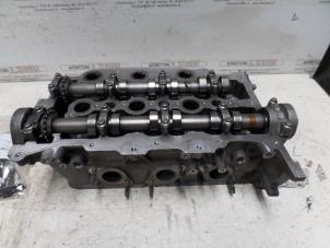 Used Cylinder head Landrover Discovery III (LAA/TAA) 2.7 TD V6 Price on request offered by N Kossen Autorecycling BV