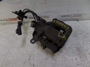 Used Rear brake calliper, left Ford Transit 2.4 TDCi 16V Price on request offered by N Kossen Autorecycling BV
