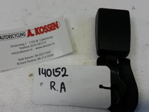 Used Rear seatbelt buckle, right Porsche 911 (996) 3.6 Carrera 4 24V Price € 50,00 Margin scheme offered by N Kossen Autorecycling BV