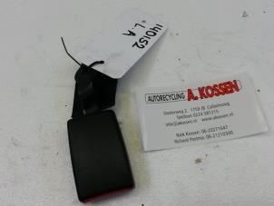 Used Rear seatbelt buckle, left Porsche 911 (996) 3.6 Carrera 4 24V Price € 50,00 Margin scheme offered by N Kossen Autorecycling BV
