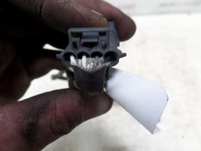 Sonde lambda d'un Porsche 911 (996) 3.6 Carrera 4 24V 2004