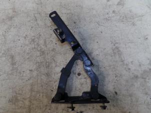 Used Bonnet Hinge Porsche 911 (996) 3.6 Carrera 4 24V Price on request offered by N Kossen Autorecycling BV