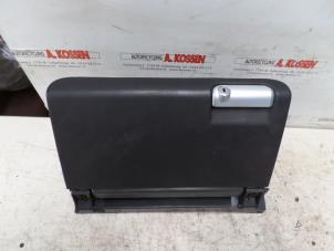 Used Glovebox Porsche 911 (996) 3.6 Carrera 4 24V Price on request offered by N Kossen Autorecycling BV