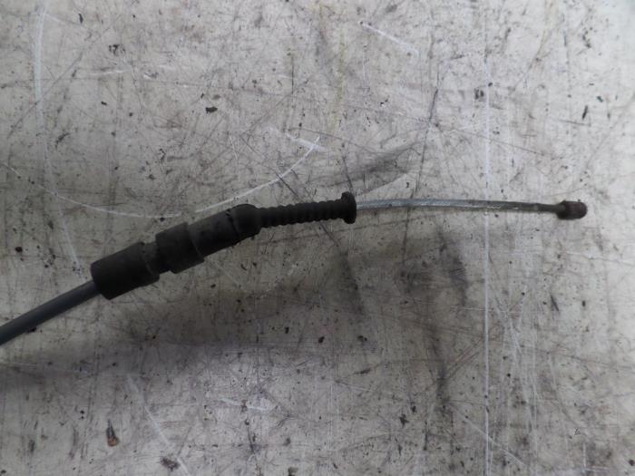Parking brake cable from a BMW 5 serie Touring (E61) 530d 24V 2006