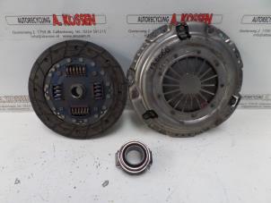 Used Clutch kit (complete) Honda Civic (EP/EU) 1.6 16V VTEC Price on request offered by N Kossen Autorecycling BV