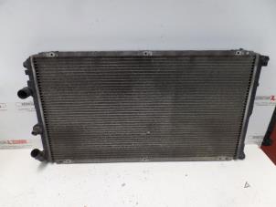 Used Radiator Renault Master II (JD) 2.8 dTi T28 Price on request offered by N Kossen Autorecycling BV
