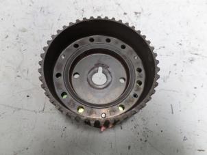 Used Camshaft sprocket Daihatsu Cuore (L251/271/276) 1.0 12V DVVT Price on request offered by N Kossen Autorecycling BV