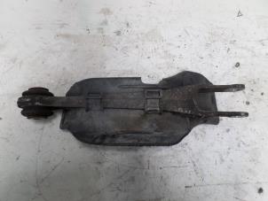 Used Front wishbone, right Porsche 911 (996) 3.6 Carrera 4 24V Price on request offered by N Kossen Autorecycling BV