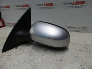 Used Wing mirror, left Opel Corsa C (F08/68) 1.2 16V Price on request offered by N Kossen Autorecycling BV