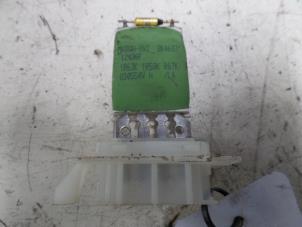 Used Heater resistor Peugeot Partner 1.6 HDI 75 Price on request offered by N Kossen Autorecycling BV