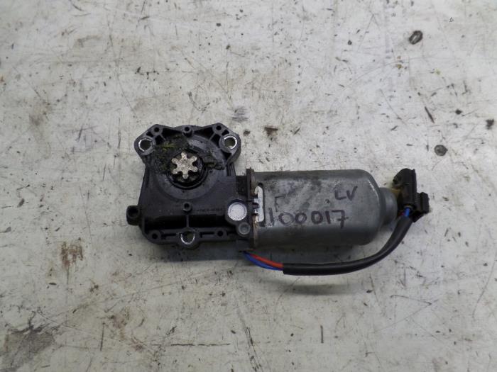 Usados Motor de ventanilla de puerta Opel Frontera Sport (SUD2) 2.0i Precio de solicitud ofrecido por N Kossen Autorecycling BV