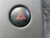 Commutateur éclairage d'urgence d'un Nissan Navara (D40) 2.5 dCi 16V 4x4 2007