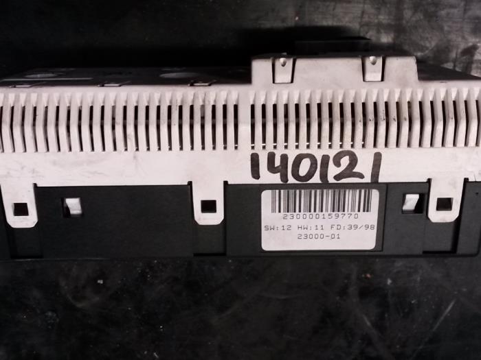 Begagnade Innerdisplay Opel Astra G Caravan (F35) 2.0 Di 16V Pris på förfrågan erbjuds av N Kossen Autorecycling BV