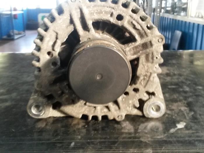 Usagé Dynamo Ford Mondeo IV Wagon 2.0 TDCi 140 16V Prix sur demande proposé par N Kossen Autorecycling BV