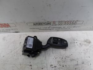 Usados Interruptor de limpiaparabrisas BMW 6 serie (E63) M6 V10 40V Precio de solicitud ofrecido por N Kossen Autorecycling BV
