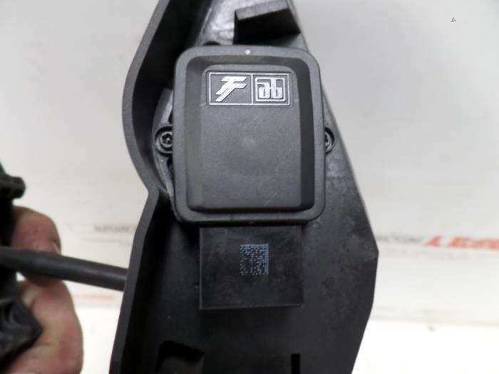 Gebrauchte Gaspedalposition Sensor BMW 6 serie (E63) M6 V10 40V Preis auf Anfrage angeboten von N Kossen Autorecycling BV