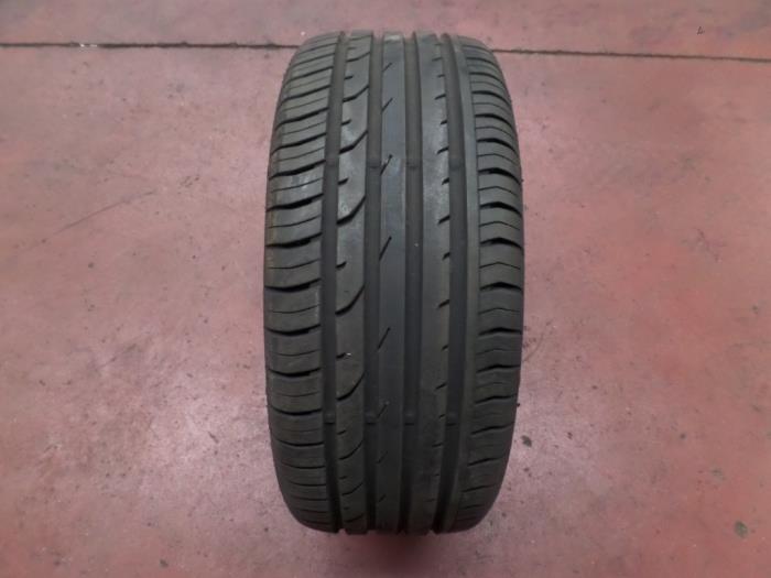 Używane Opona Cena na żądanie oferowane przez N Kossen Autorecycling BV