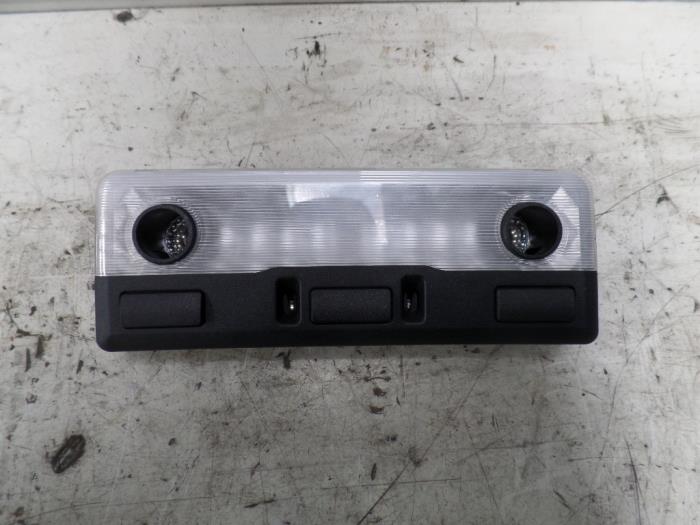 Begagnade Innerbelysning BMW 6 serie (E63) M6 V10 40V Pris på förfrågan erbjuds av N Kossen Autorecycling BV