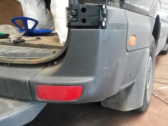 Rear bumper corner, right from a Volkswagen Crafter 2.0 TDI 2013
