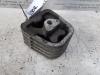 Engine mount from a Mercedes-Benz A (W168) 1.4 A-140 1999