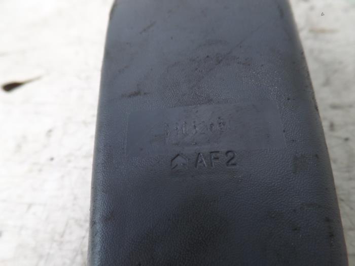 Sicherheitsgurt Schließe rechts vorne van een Mazda 6 Sportbreak (GY19/89) 2.0 CiDT 16V 2003