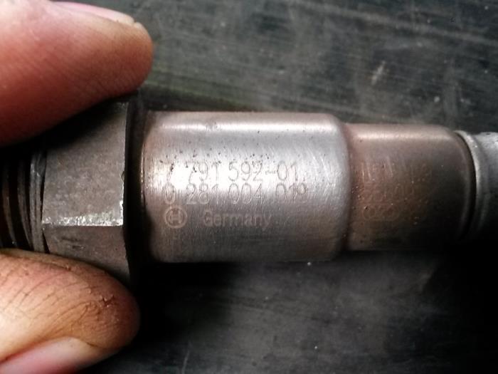 Sonde lambda d'un BMW 5 serie (E60) 525d 24V 2006