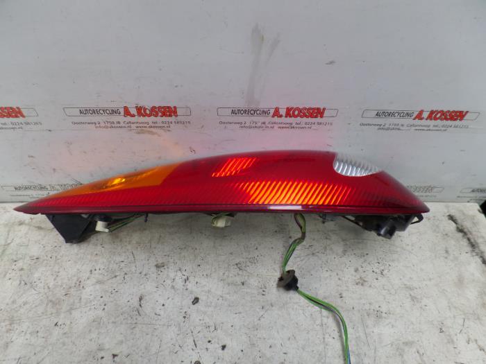 Taillight, left from a Nissan Almera Tino 2004