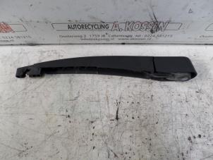Used Rear wiper arm Ford Focus 2 Wagon 1.6 TDCi 16V 110 Price on request offered by N Kossen Autorecycling BV